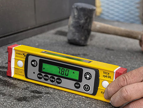 LIVELLA ELETTRICA TECH 196 DL CM23 STABILA